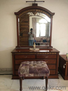 dressing table(1)