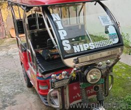E Rickshaw new condition for sale.