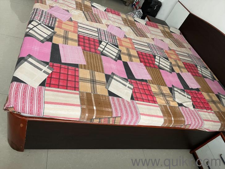 Double bed, with storage containers, made of solid wood Surat Quikr