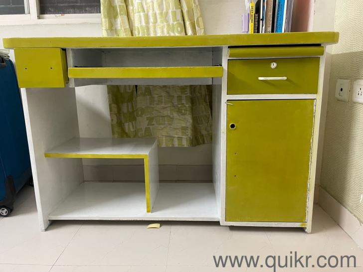 Green and white study table Bangalore Quikr