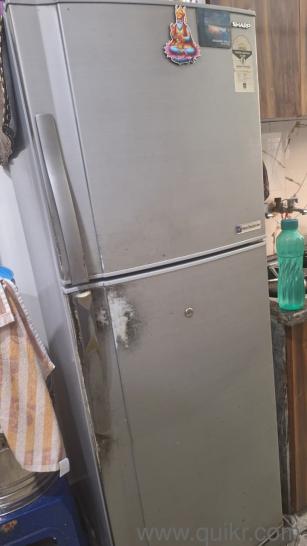 Sharp refrigerator(250L) in good working condition(1)