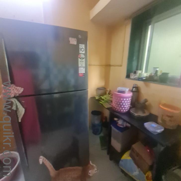 409litres double door well maintained 2022 model bought from croma