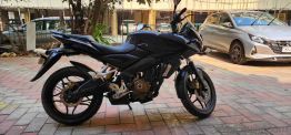 Used Bajaj Pulsar AS200 2016 Model Images