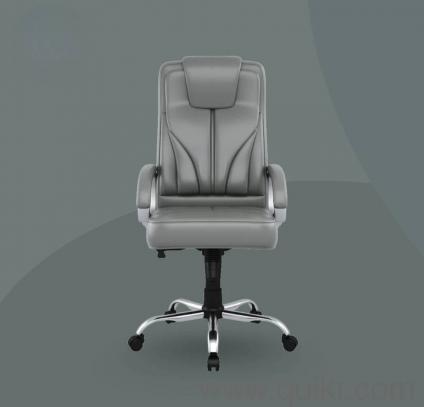 Where Productivity Meets Design: The Modern, Ergonomic Office Setup.(1)