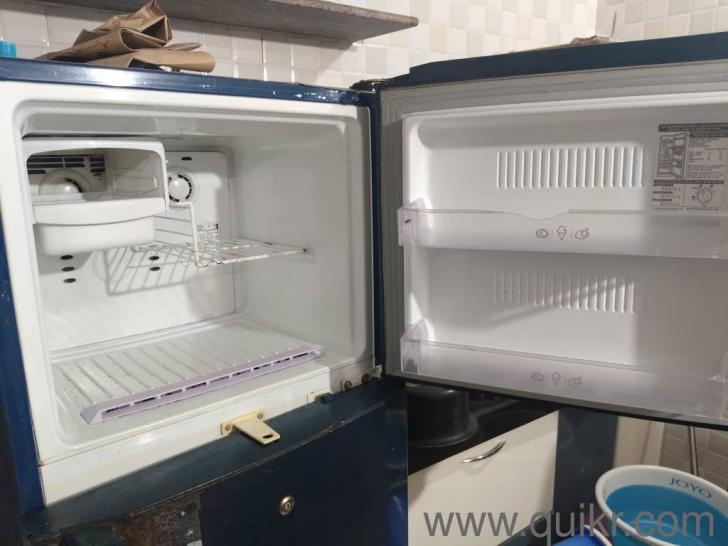 LG fridge for sell working(2)