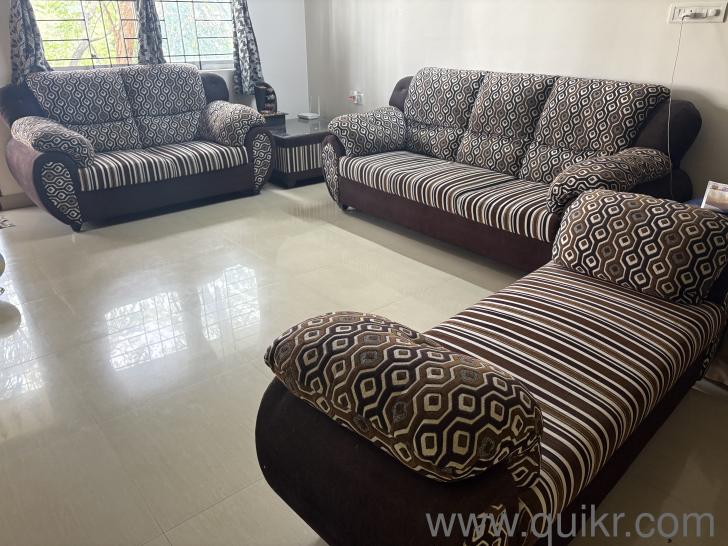 Sofas set 3 plus 2 plus 1 and repot