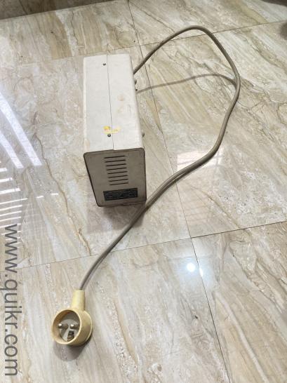 V-GUARD ELECTRONIC VOLTAGE STABILIZER MODEL - VGSM 400(1)