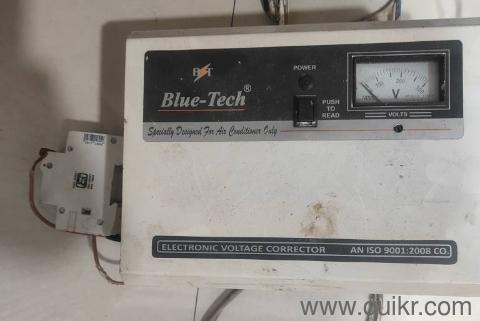 AC stabilizer in good condition.Capacity 4KVA