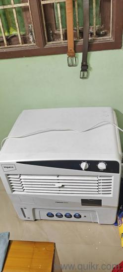 High Air Delivery: Strong airflow ensures quick cooling across the room.(2)