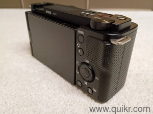 New and Original Sony ZV-E10 Mirrorless Camera with E PZ 16-50mm F3.5-5.6 OSS II Interchangeable Lens, Complete Accessories and Warranty.(2)