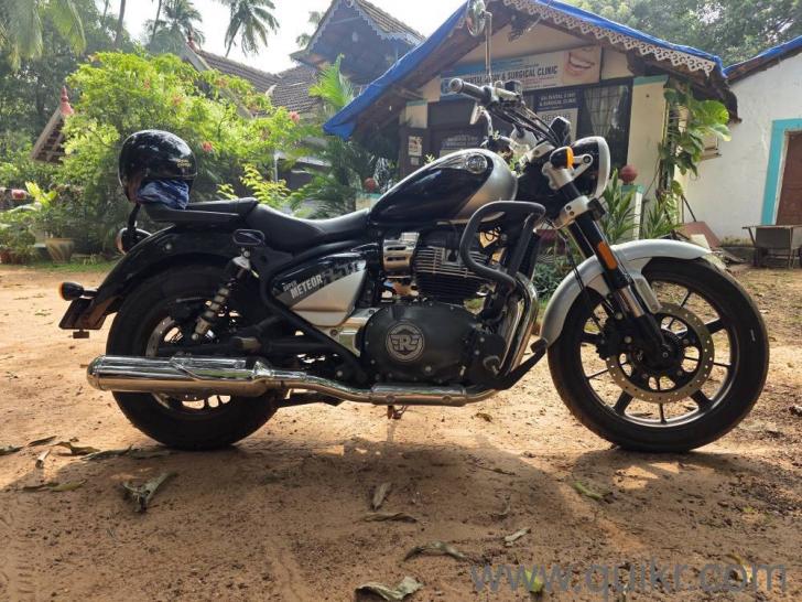 Royal Enfield Super Meteor 650 Astral - 2023(1)