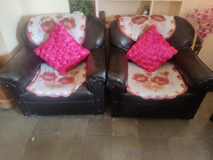 Well condition Sofa set