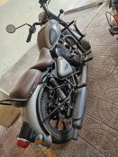 Royal Enfield Classic 350 - 2022(2)