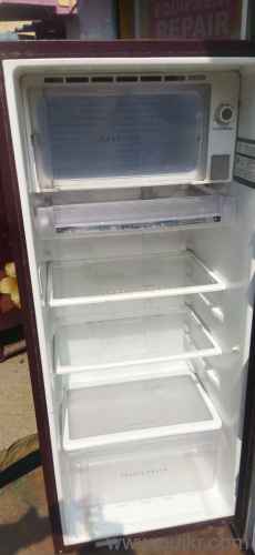 secondhand fridge with 6 months warranty in good condition at best price(1)