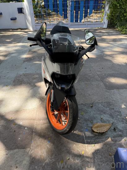 KTM RC 390 - 2016(1)