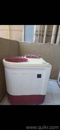 whirlpool 7.2 kg washing machine semi automatic top loading bright only in 2021 not used much condition new(3)