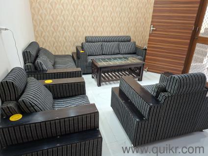 8 seater sofa, need to urgently sell, good condition(1)