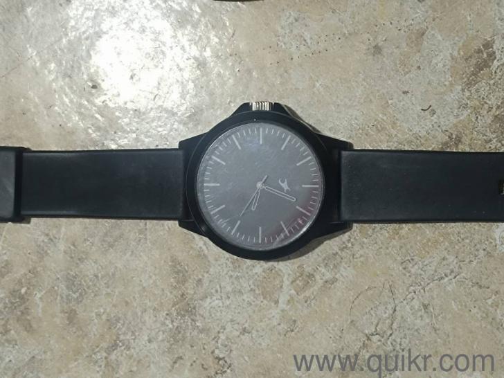 Fast Track Watch  Lightly Used, Stylish!(1)