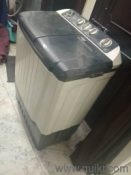 I am selling newly washing machine it's only 3-4 times i used..(3)