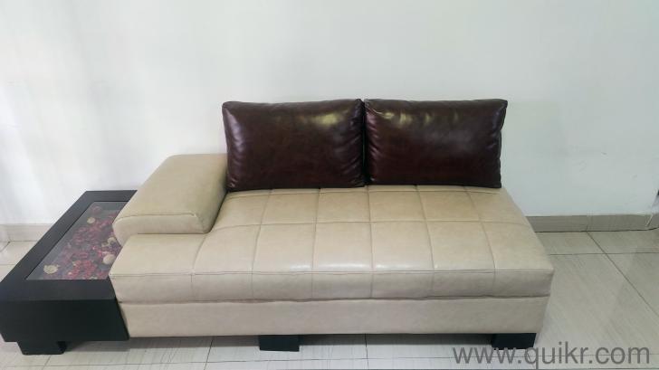 Beautiful sofa set with center table for sale(1)