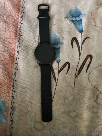 NOISE HALO WATCH NEW CONDITION NO SINGLE SCRATCH Bill box charger everything is available