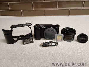 New and Original Sony ZV-E10 Mirrorless Camera with E PZ 16-50mm F3.5-5.6 OSS II Interchangeable Lens, Complete Accessories and Warranty.(1)