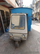 Tempo in good condition for food vendors.