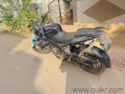 Bajaj Pulsar 200 NS - 2019(1)