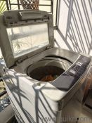 LG fully automatic top loading washing machine 6.2kg,turbo drum, maintained in good condition.Trolly and cover will be provided.(4)
