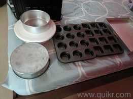 OTG, 9 littles , available with low price, with all set of baking items , with good condition(3)