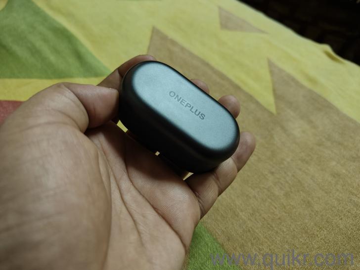 OnePlus Nord Buds 2 Thunder Gray Excellent Condition ANC With Bill