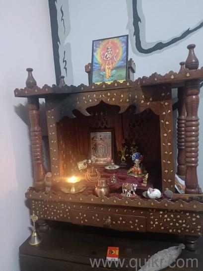 it's a 2 year old temple with very good condition(2)