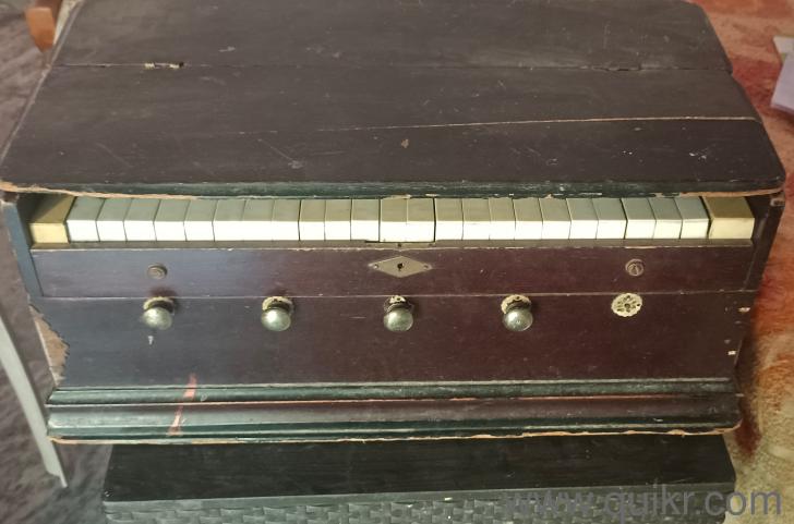 Wants to sale harmoniyam and stranger cube 80(2)