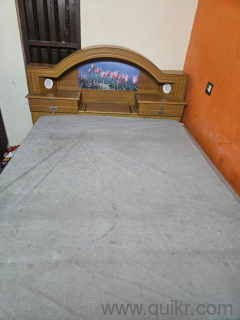 Gently used bed no mattress(1)