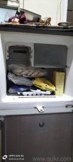 Refrigerator in excellent condition(1)