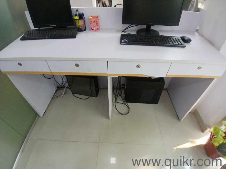 COmputer Tables 4 No's