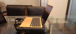 Mac book Apple Laptop one year Old excellent condition(4)