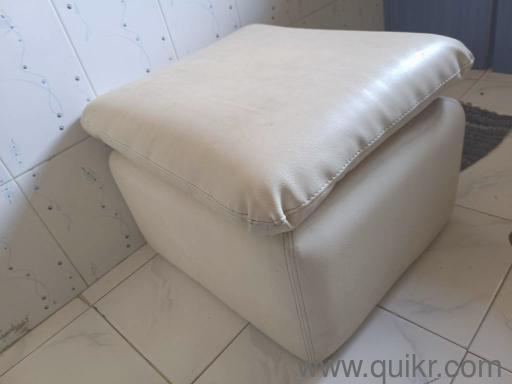 white color cushion set of 4(1)