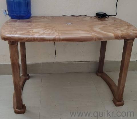 Bed, chair, table at sale Angul