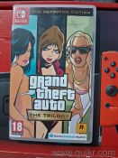 Nintendo Switch V2 2019 + GTA Trilogy DE(2)