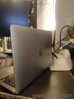 Macbook air M1 Chip(1)