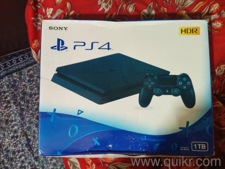 PlayStation 4 Good Condition(3)