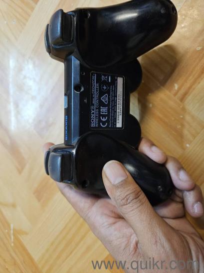 It is sony PlayStation 3 100% original controller for sell(1)