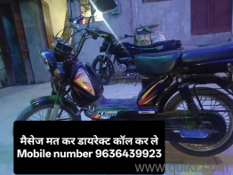 Used TVS XL100 Heavy Duty iTouch 2019 Model Images