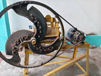 gross cutting Machine