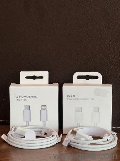 Apple adapter and cable(1)