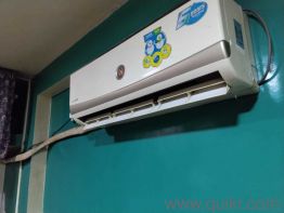 Lloyd split Air Conditioner(2)