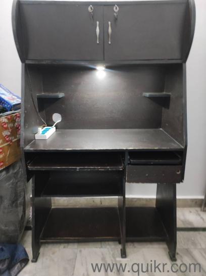 computer table