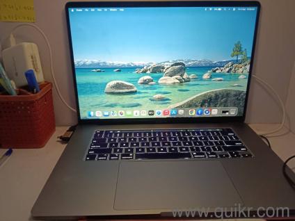 Apple macbook pro(1)