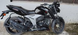 Used TVS Apache RTR 160 4V 2022 Model Images